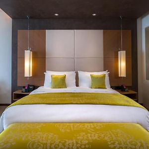 Premium King Room Lake View